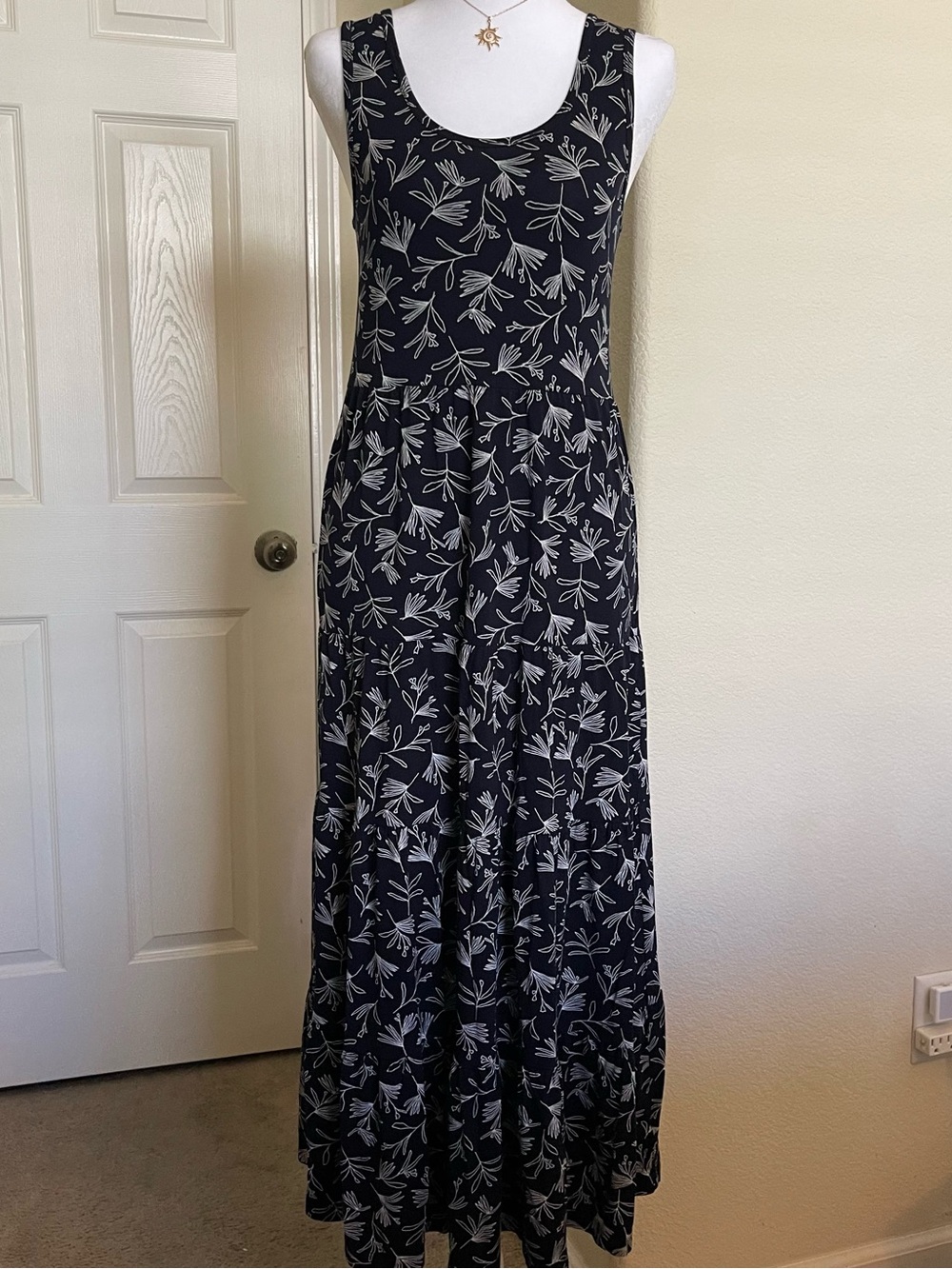 Karen Kane Navy Maxi Dress with White Botanical Print - Size Small